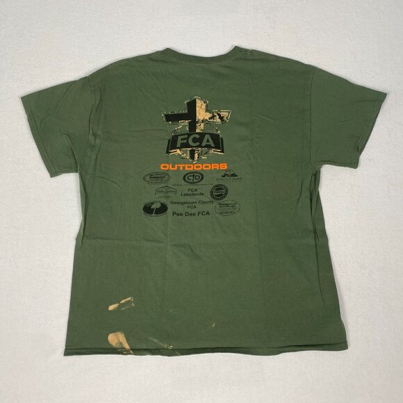 Federation Christian Athletes South Carolina Cross Camo Distressed Paint Tee - Picture 5 of 10